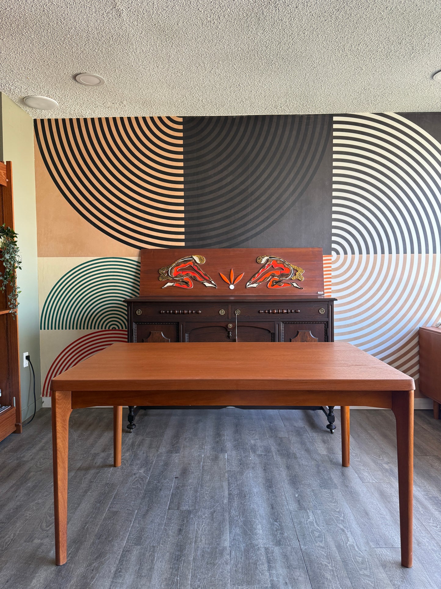 Danish Teak Draw Leaf Expanding Dining Table Henning Kjærnulf for Vejle Stole