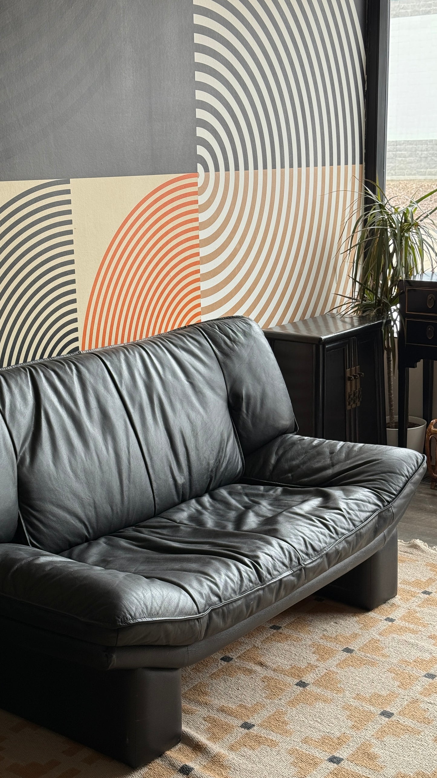 Vintage 1980s Italian Black Leather Loveseat designed by Nicoletti Salotti