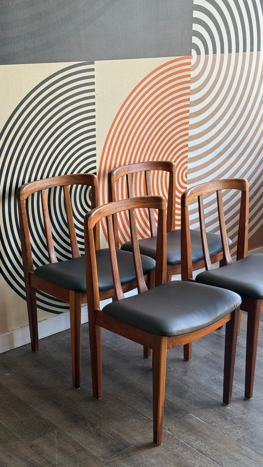 Set of 4 Vintage Walnut Dining Chairs by Honderich