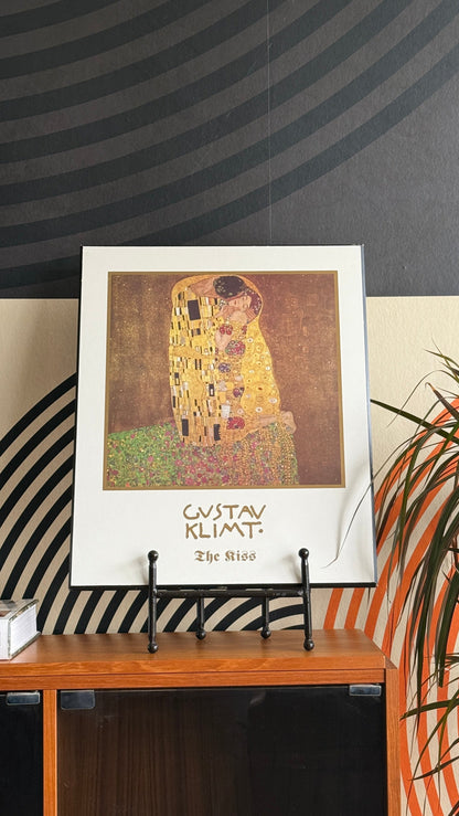 The Kiss by Gustav Klimt Print