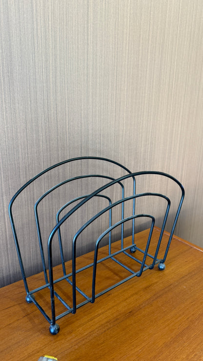 Black Magazine Rack