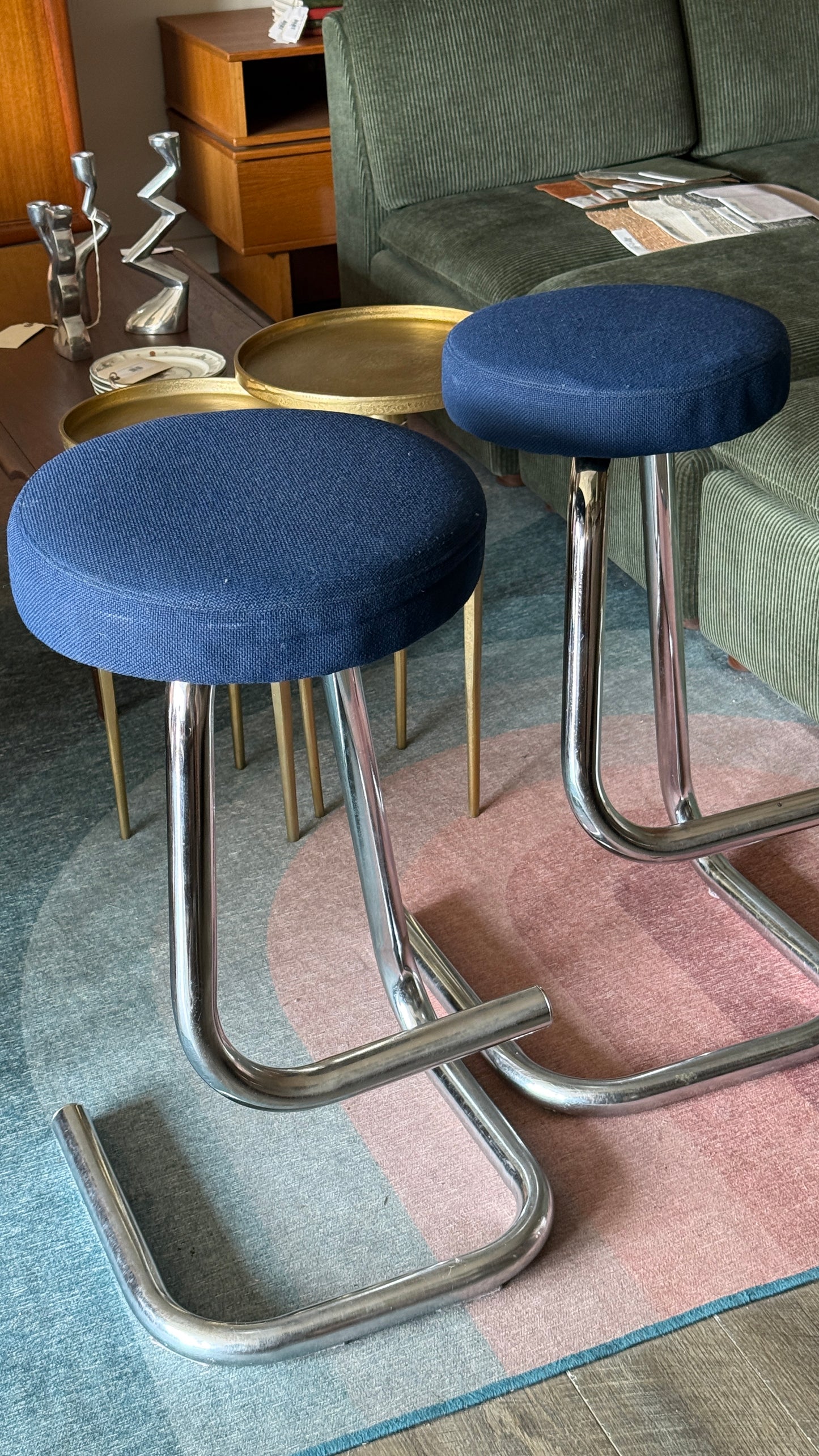 Vintage Chrome Cantilever Bar Stools – Pair