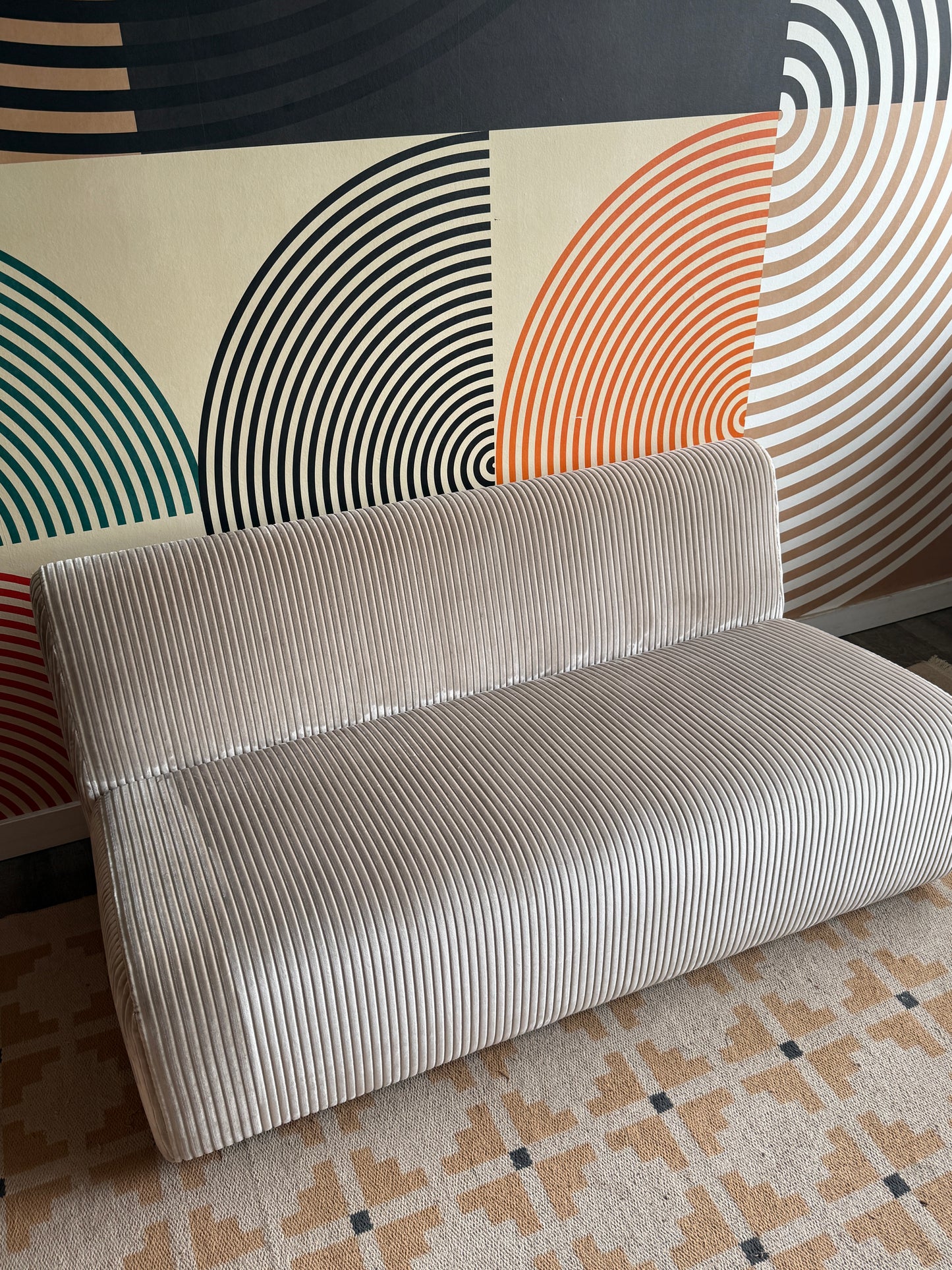 DD Studios - Studio Lounge Loveseat