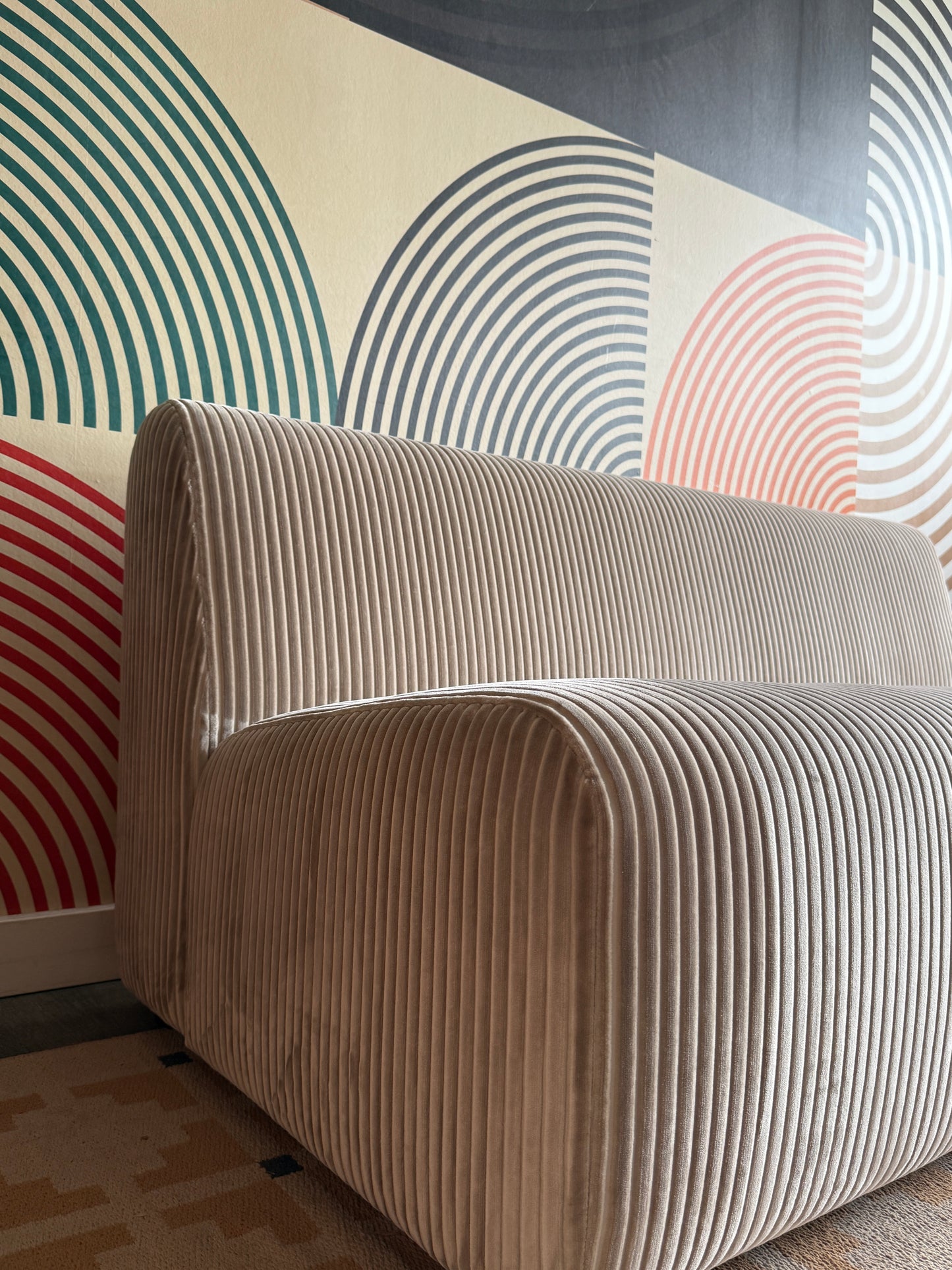 DD Studios - Studio Lounge Loveseat