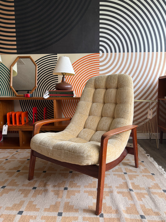 Vintage R. Huber Scoop Chair