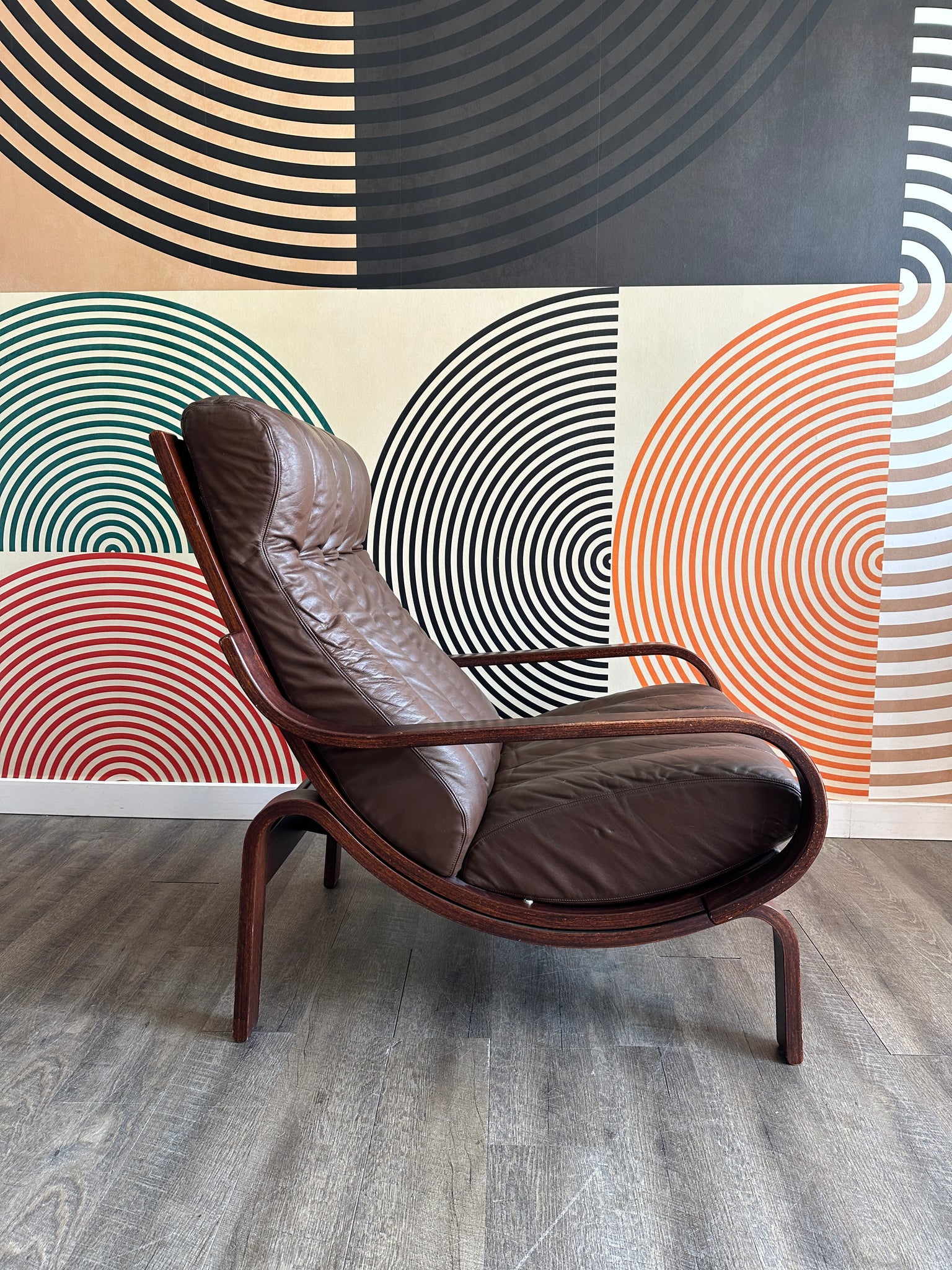 Orbit Leather Lounge Chair by Ingmar Relling for Westnofa