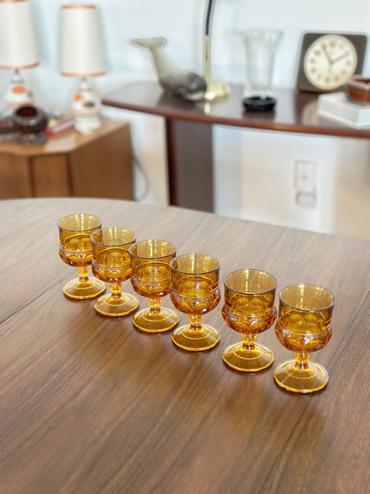 Set of 6 Vintage King’s Crown Thumb Print Amber Glasses