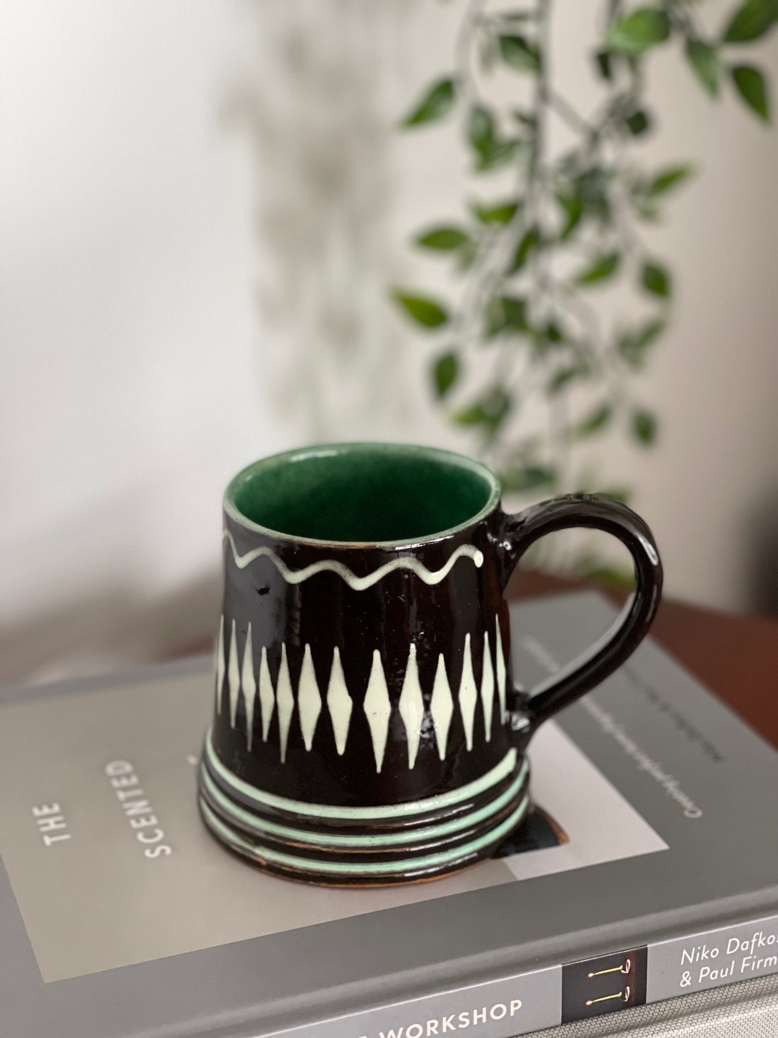 Vintage Abbednaes Potteri Mug