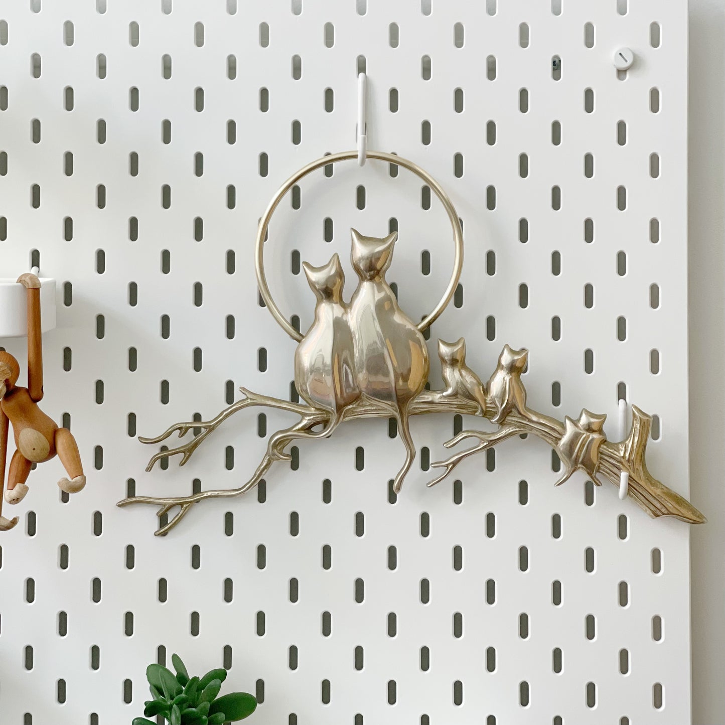 Vintage Brass Cat Family Wall Decor