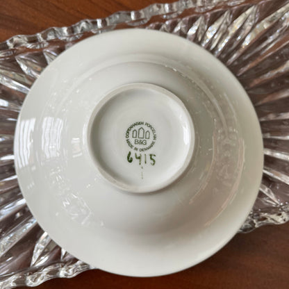 Vintage Bing and Grondahl Denmark Waterlilies Bowl #6415